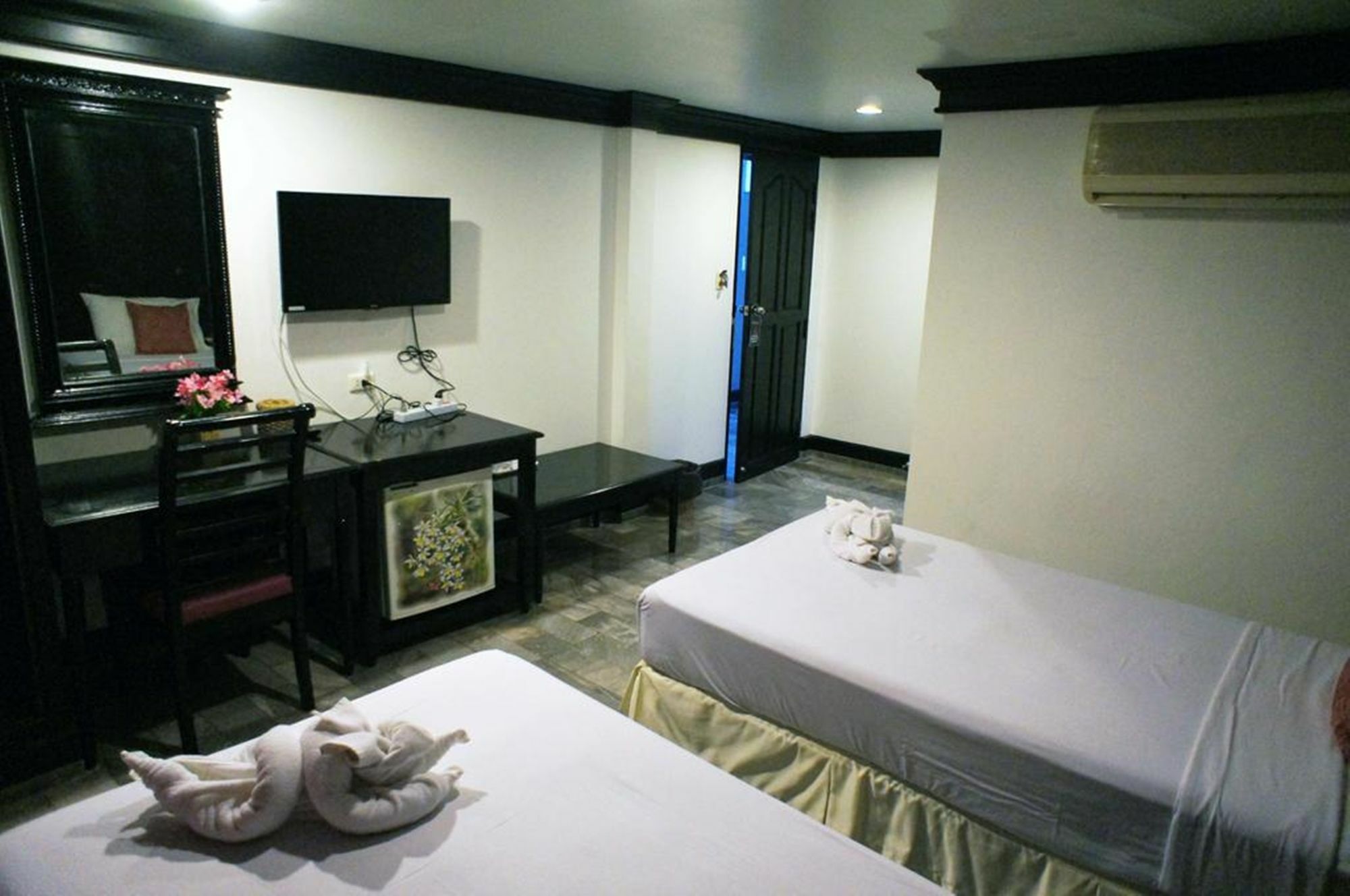 Patong Holiday Dream Hotel المظهر الخارجي الصورة