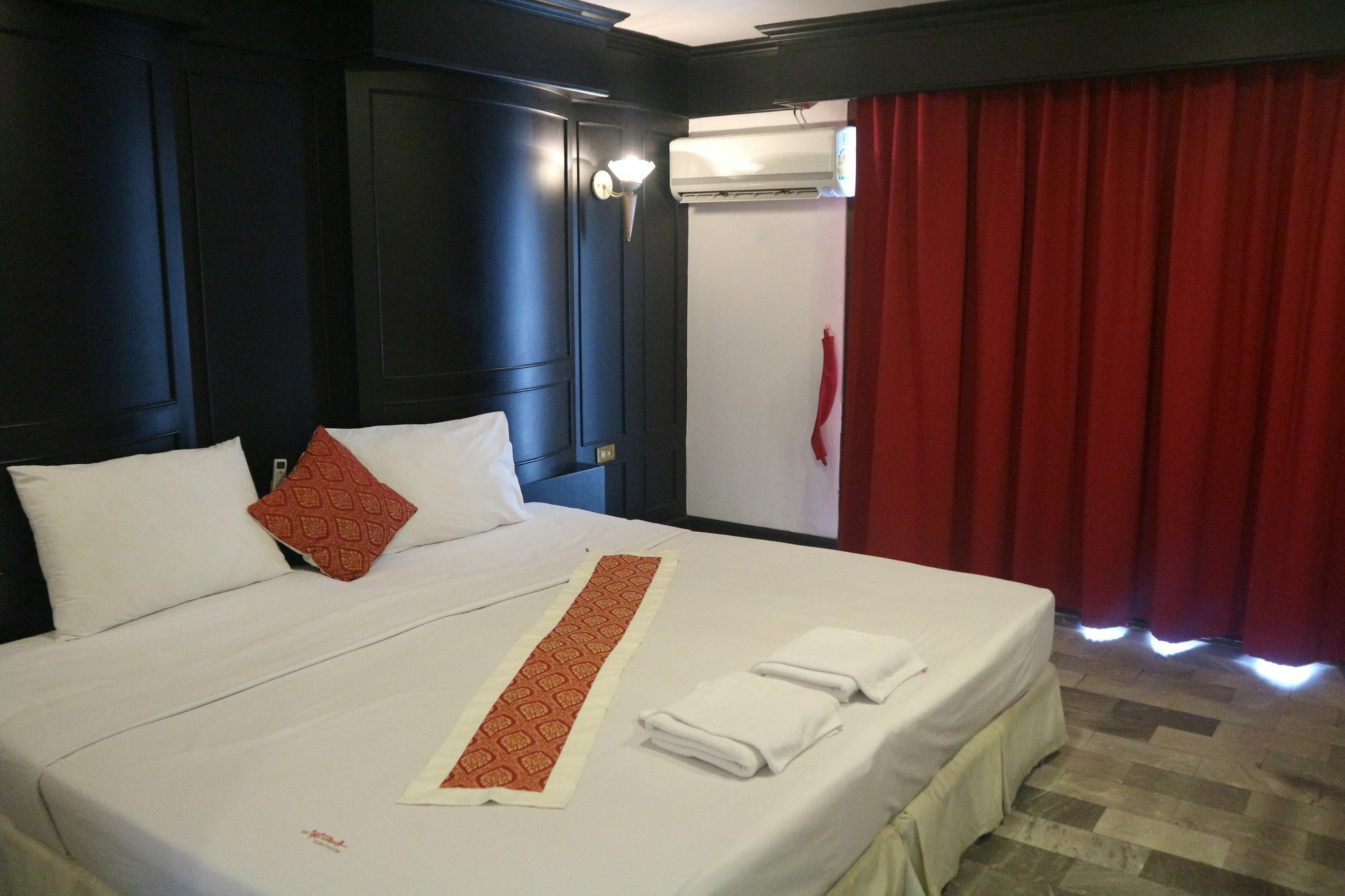Patong Holiday Dream Hotel المظهر الخارجي الصورة